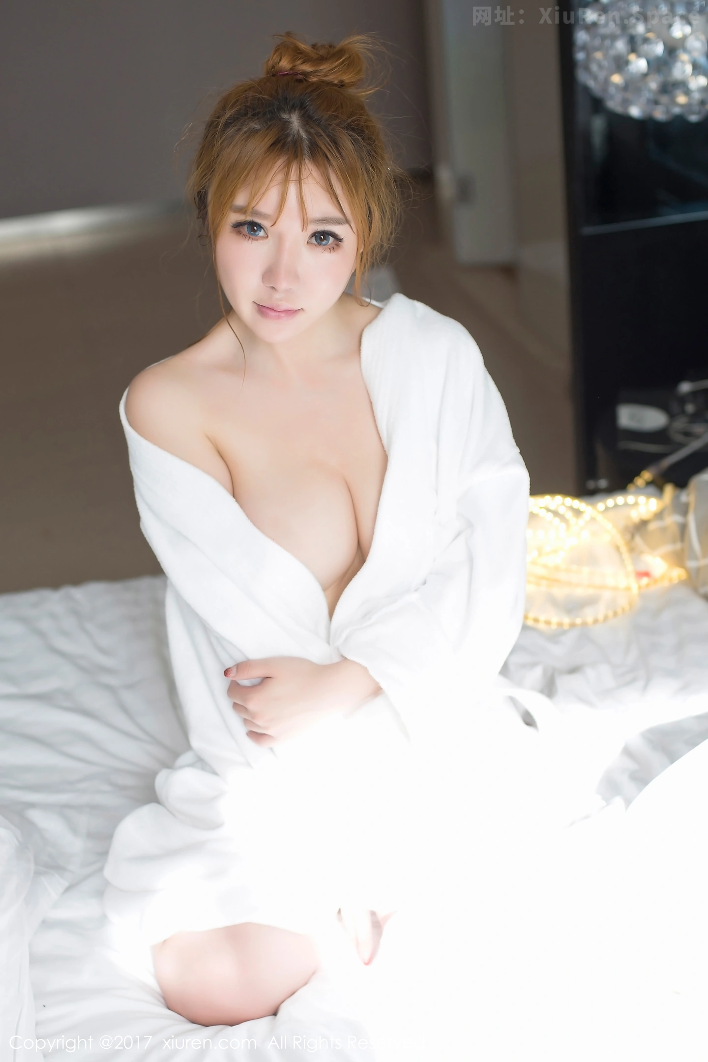 图片[2]-[XiuRen秀人网]VOL.778 嫩模小公举Amy白色蕾丝内衣秀浑圆美乳浴缸里湿身诱惑写真47P-秀人网官方网站